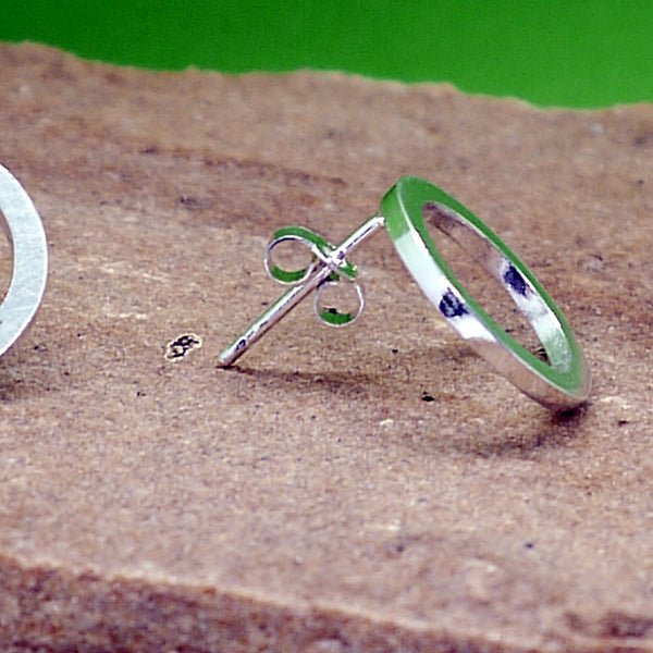 Sterling silver Circle Stud Earrings.  Handmade by Field Sports Jewellery an exhibitor to the Rural Magpie Jewellery Fair.