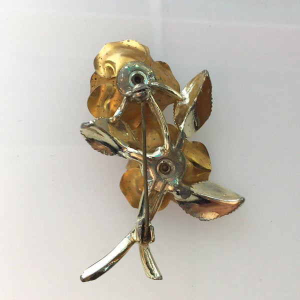 Gold tone double flower with faux pearl brooch