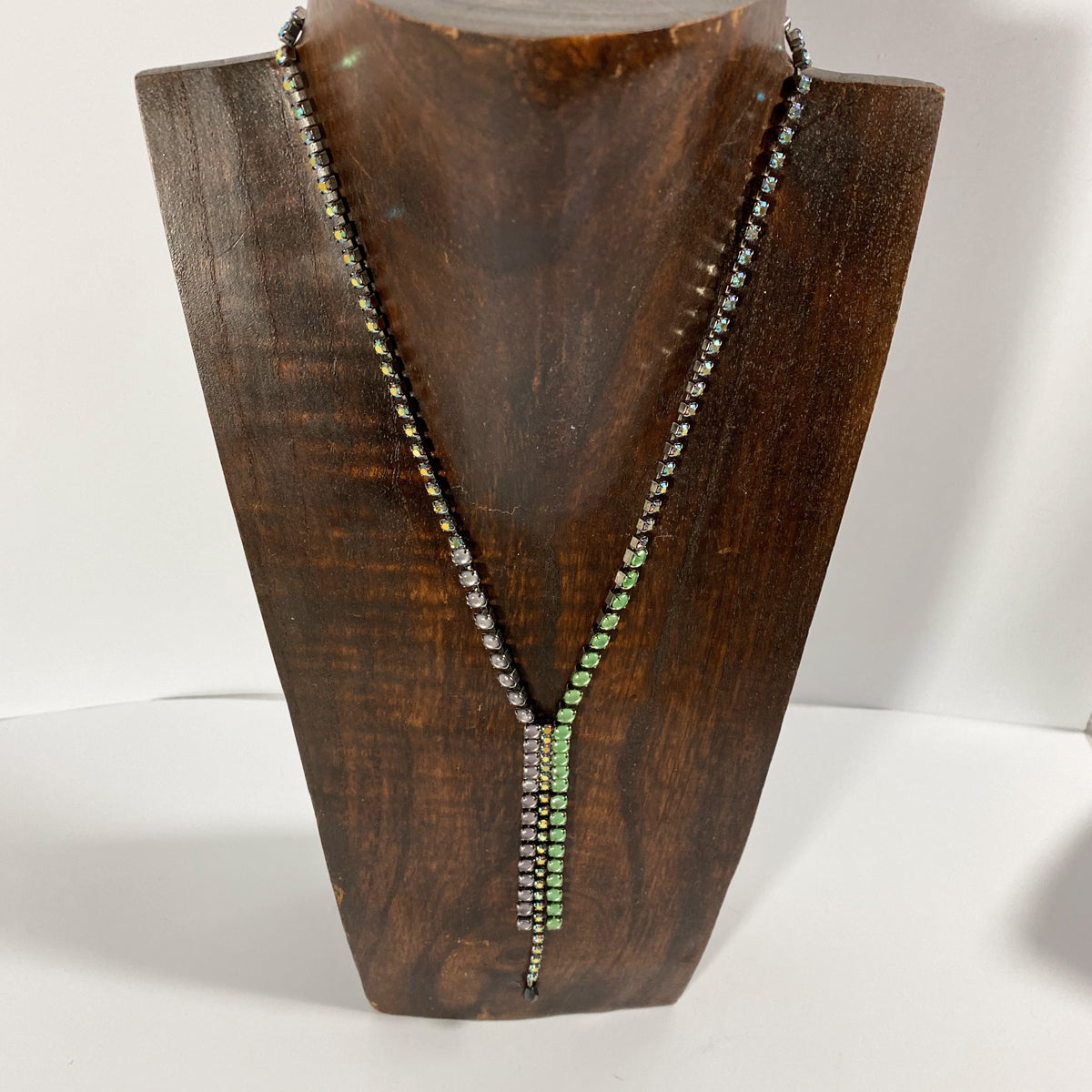 Green and grey rhinestone diamante necklace