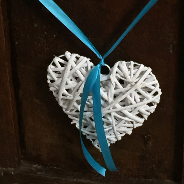 Hire wicker hearts. Rural Magpie event style hire.