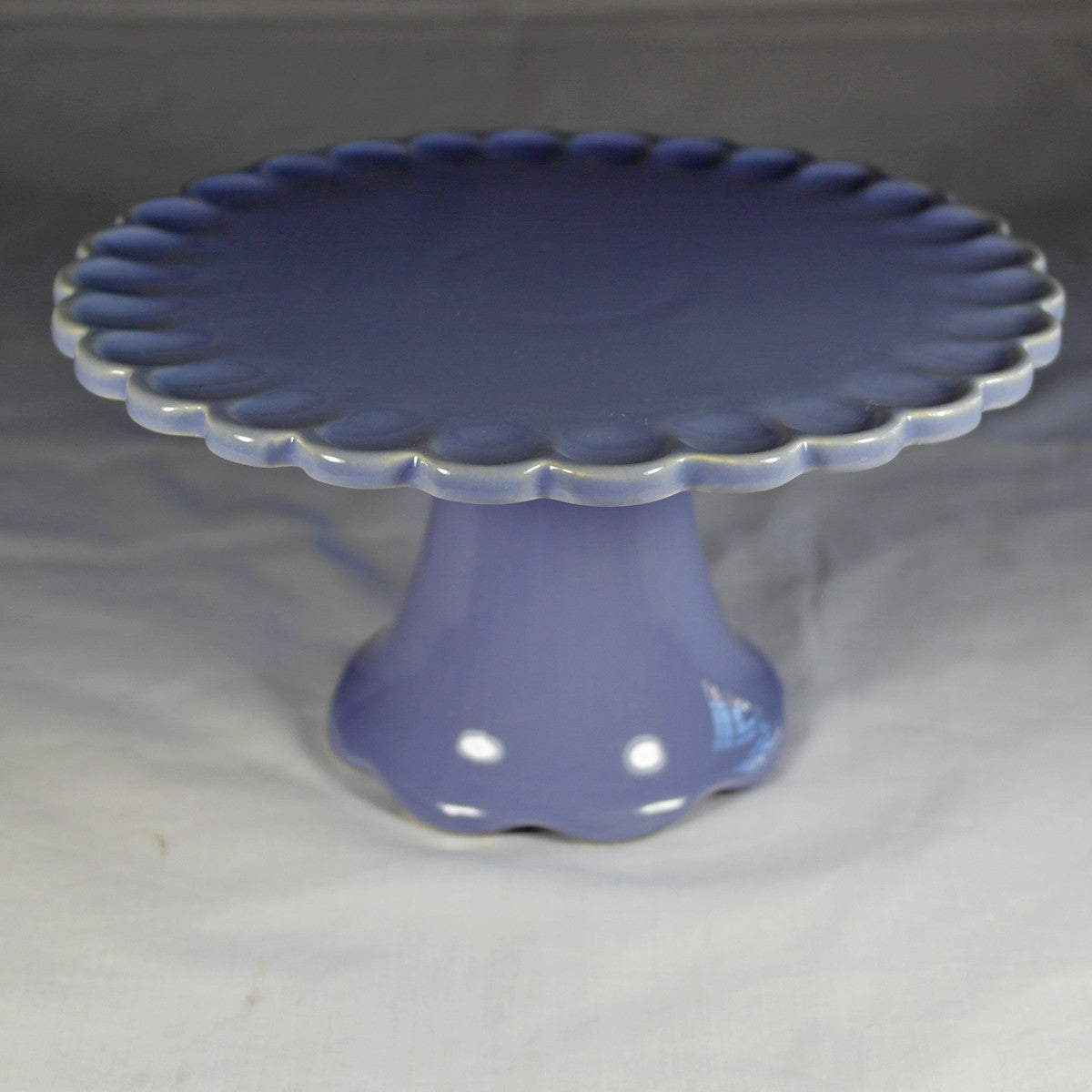 Small Lilac Cake Stand